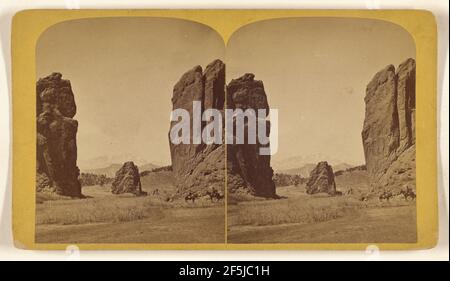 Das Tor, Eingang zum Garten der Götter und Pike's Peak 10 Meilen entfernt. Formation, Roter Sandstein. Höhe...267.... Bryon H. Gurnsey (amerikanisch, 1833 - 1880) Stockfoto