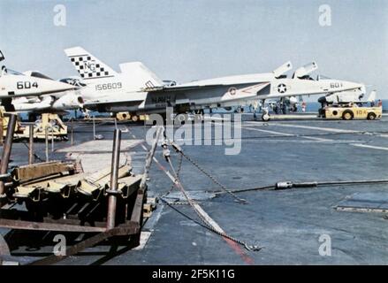 RA-5C RVAH-11 auf USS Constellation (CVA-64) c1972. Stockfoto