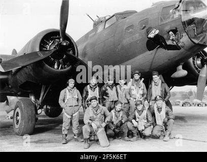 RAF Chelveston - 305th Bombardement Group -B-17 Crew Geezil. Stockfoto