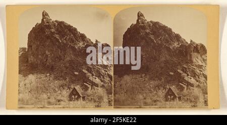 Glen Ayrie. 8 km von Colorado Springs. Porter's Lodge am Eingang und Eagle Cliff. Bryon H. Gurnsey (amerikanisch, 1833 - 1880) Stockfoto