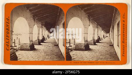 Veranda der Mission San Juan - Monterey Co.. Thomas Houseworth & Company Stockfoto