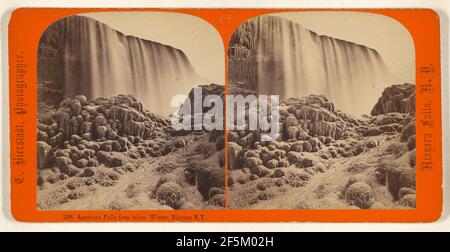 American Falls von unten. Winter, Niagara N.Y.. Charles Bierstadt (Amerikaner, geb. Deutschland, 1819 - 1903) Stockfoto