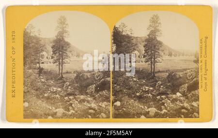 Cooley's Ranch, 10 Meilen östlich von Camp Apache, Arizona, EIN charakteristischer Berg 'Park' und Apache Indian Farm ... Timothy H. O'Sullivan (Amerikaner, um 1840 - 1882) Stockfoto