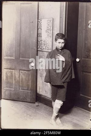 Warten auf Dispensary zu öffnen, Chicago... Lewis W. Hine (amerikanisch, 1874 - 1940) Stockfoto