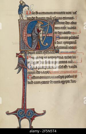 Initial E: David spielt die Harfe und ein Mann, der einen Rock heaving. Bute Master (französisch-flämisch, aktiv um 1260 - 1290) Stockfoto