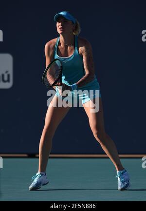 Miami Gardens, FL, USA. März 2021, 26th. Bianca Andreescu gegen Tereza Martincova bei den Open 2021Miami im Hard Rock Stadium am 26. März 2021 in Miami Gardens, Florida. Kredit: Mpi04/Media Punch/Alamy Live Nachrichten Stockfoto