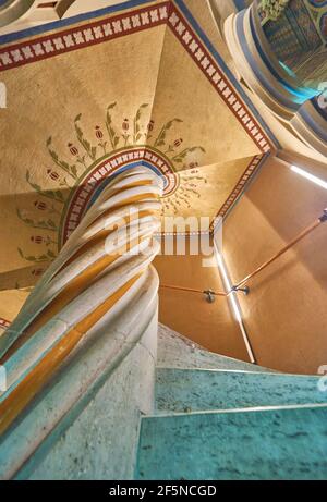 Innenfragment der Matthiaskirche - die Kirche der Himmelfahrt der Budaer Burg. Budapest, Ungarn Stockfoto