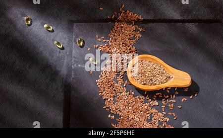 Linum usitatissimum - Leinsamen und Öl Stockfoto