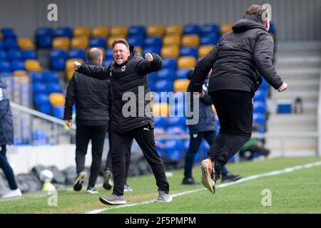 LONDON, GROSSBRITANNIEN. MÄRZ 27th Glyn Hodges vom AFC Wimbledon reagiert während des Sky Bet League 1-Spiels zwischen AFC Wimbledon und Northampton Town in der Plough Lane, Wimbledon am Samstag, 27th. März 2021. (Quelle: Federico Maranesi) Quelle: MI News & Sport /Alamy Live News Stockfoto