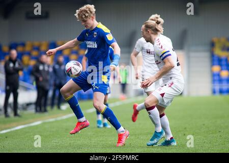 LONDON, GROSSBRITANNIEN. MÄRZ 27th Jack Rudoni von AFC Wimbledon kontrolliert den Ball während des Sky Bet League 1-Spiels zwischen AFC Wimbledon und Northampton Town in der Plough Lane, Wimbledon am Samstag, 27th. März 2021. (Quelle: Federico Maranesi) Quelle: MI News & Sport /Alamy Live News Stockfoto