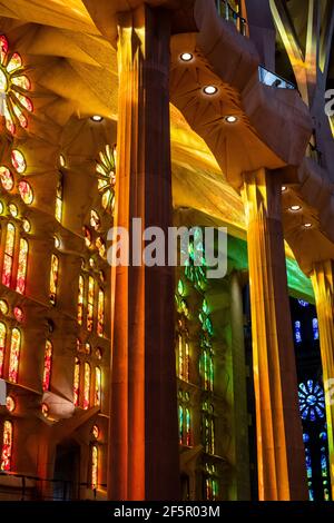 Basílica de la Sagrada Familia; (Basilika der Heiligen Familie), Architekt Antoni Gaudí, Barcelona, Katalonien, Spanien Europa. Stockfoto