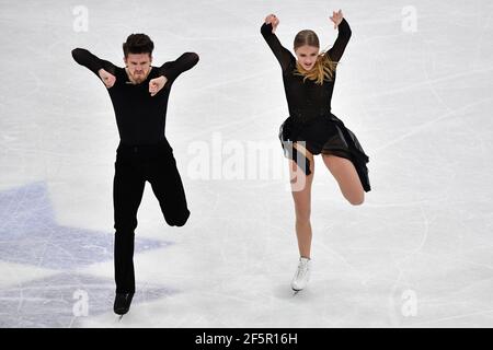 Alexandra Stepanova und Ivan Bukin von der FSR treten während des Ice Dance, Free Dance bei den ISU Eiskunstlauf-Weltmeisterschaften in Stockholm, Schweden, am 27. März 2021 auf. Foto Jessica Gow / TT kod 10070 Stockfoto