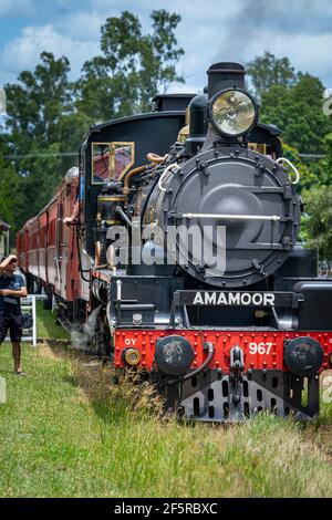 Mary Valley Rattler historische Eisenbahn-Touristenerlebnis, Spirit of Mary Valley Dampfzug an der Amamoor Station. Mary Valley, Queensland, Australien Stockfoto