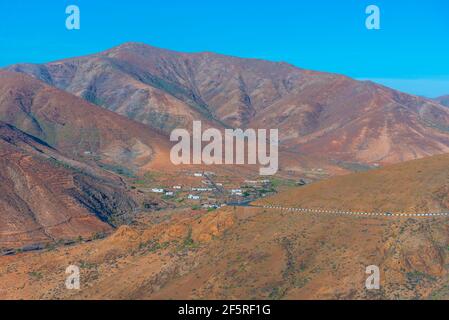 Barranco de las Penitas auf der Insel Fuerteventura vom Aussichtspunkt Risco de las Penas, Kanarische Inseln, Spanien. Stockfoto