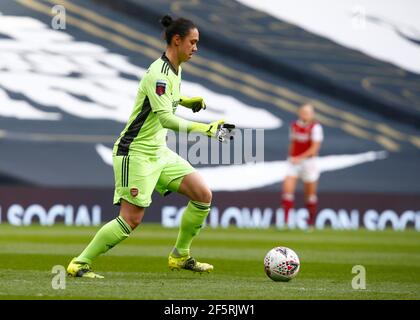 London, Inited Kingdom. März 2021, 27th. EDGWARE, ENGLAND - MÄRZ 27: Manuela Zinsberger von Arsenal während der FA Women's Spur League zwischen Tottenham Hotspur und Arsenal Women im Tottenham Hotspur Stadium, London, UK am 27th. März 2021 Credit: Action Foto Sport/Alamy Live News Stockfoto