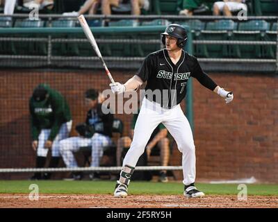 Deland, FL, USA. März 2021, 27th. Stetson Outfielder Andrew MacNeil (7) während NCAA Baseball-Spiel zwischen den Florida Gulf Coast Eagles und die Stetson Hatters in Melching Field in Deland, FL Romeo T Guzman/CSM/Alamy Live News Stockfoto