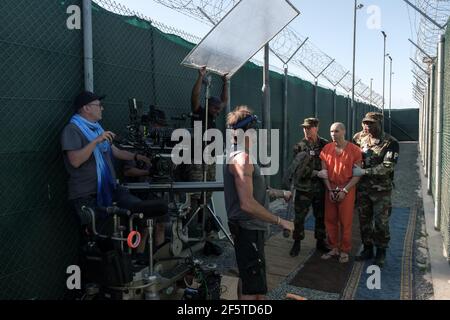 TAHAR RAHIM in MAURETANIAN (2021), Regie KEVIN MACDONALD. Bild: Wonder Street / 30WEST / BBC Films / Album Stockfoto