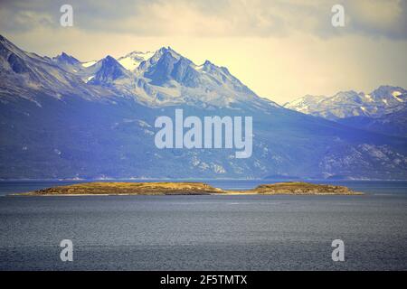 Ushuaia ist eine argentinische Stadt, die am südlichen Ende des Landes in Feuerland liegt und den Spitznamen "das Ende der Welt" trägt. Stockfoto