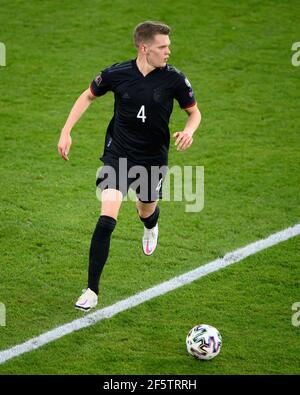 Duisburg, Deutschland. März 2021, 25th. Matthias Ginter (Deutschland) GES/Fussball/WM-Qualifikation: Deutschland - Island, 25.03.2021 Fußball: WM Qualifying match: Deutschland gegen Island, Duisburg, Deutschland, 25. März 2021 Quelle: dpa/Alamy Live News Stockfoto