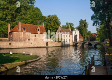 Begijnhof in Brügge (Brügge) Belgien - Flandern Stockfoto