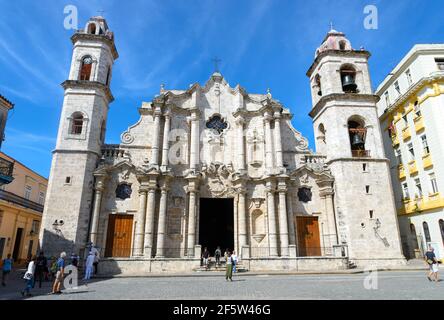 Kathedrale von Havanna an der Plaza de la Catedral (Catedral de San Cristobal) in Kuba. La Catedral de la Virgen María de la Concepción Inmaculada de La Habana. Stockfoto