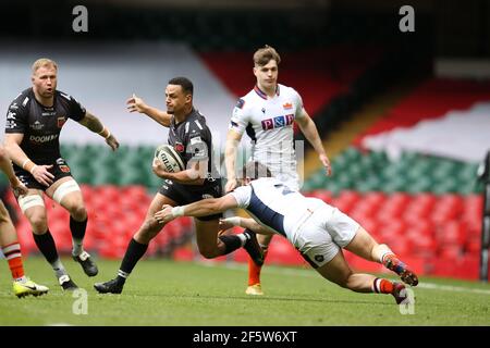 Cardiff, Großbritannien. März 2021, 28th. Ashton Hewitt von den Drachen (c) macht eine Pause. Guinness Pro14 Rugby, Dragons V Edinburgh Rugby im Fürstentum Stadion in Cardiff am Sonntag 28th März 2021. PIC von Andrew Orchard / Andrew Orchard Sport Fotografie / Alamy Live-Nachrichten Kredit: Andrew Orchard Sport Fotografie / Alamy Live News Stockfoto