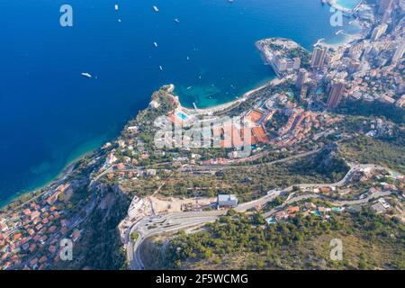 Luftaufnahme Westteil von Roquebrune Cap Martin, Tennisplätze des Monte-Carlo-Country-Club und des Monte-Carlo Beach Hotel, Baustelle Stockfoto