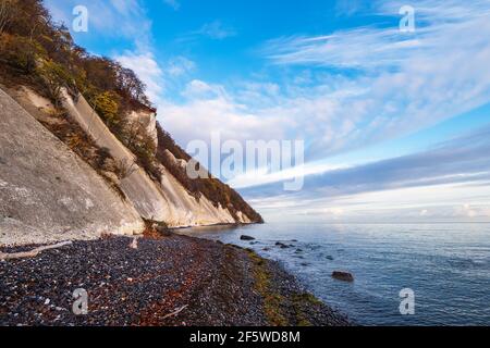 Ostseeküste auf der Insel Moen in Dänemark. Stockfoto