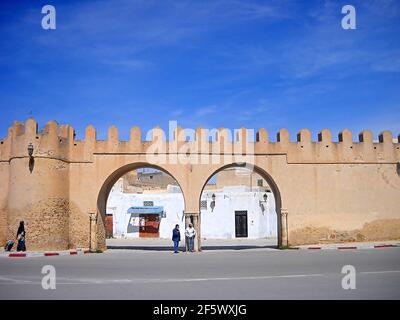 Al-Qayrawan ist die heutige Stadt Tunesien, die in der islamischen Kalifenzeit die Hauptstadt des Gouvernements Ifrīqiya war. Kairouan ist eine heilige Stadt Stockfoto