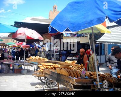 Al-Qayrawan ist die heutige Stadt Tunesien, die in der islamischen Kalifenzeit die Hauptstadt des Gouvernements Ifrīqiya war. Kairouan ist eine heilige Stadt Stockfoto