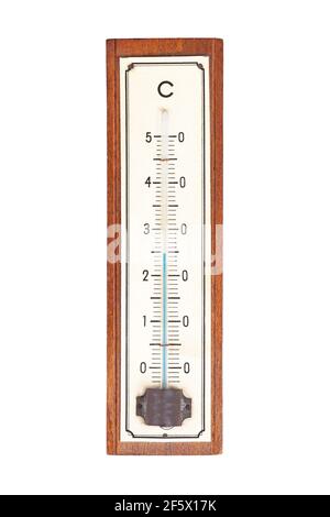 Einfaches Quecksilberthermometer aus Holz mit 25 Grad celsius von oben. Objekt auf Weiß isoliert, ausgeschnitten. Einfaches altes Thermometer, Stockfoto