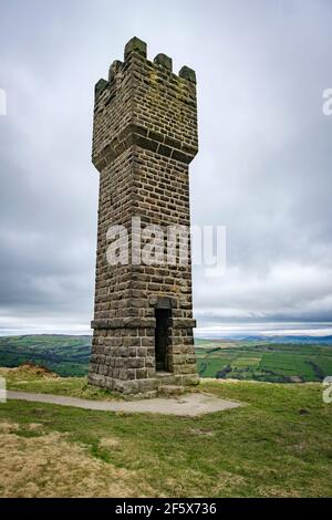 Lunds Tower, Earl Crag North Yorkshire England Stockfoto