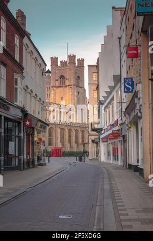 Blick auf die Straße von der Market Street, Cambridge, England aus Richtung St Mary the Great Church Stockfoto