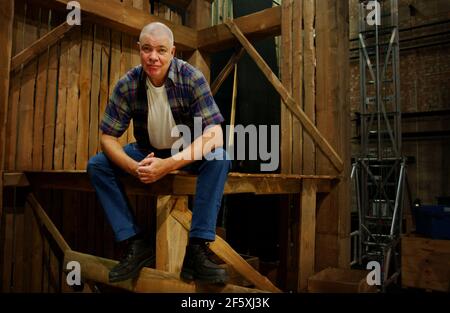 MATTHEW KELLY BEIM BIRMINGHAM REP. 30/10/01 PILSTONMATTHEW KELLY IM BIRMINGHAM REP. 30/10/01 PILSTON Stockfoto