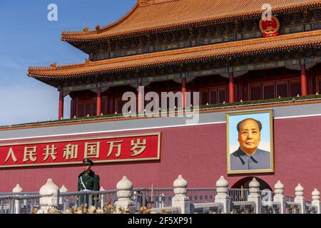 Am Eingang zum Tiananmen Tor zur Verbotenen Stadt in Peking, China im März 2018. Stockfoto