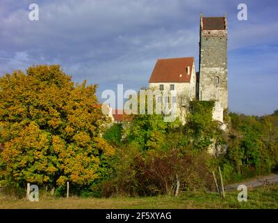 Schloss Katzenstein bei Dischingen im Härtsfeld, östlicher Rand der Schwäbischen alpen, Kreis Heidenheim, Baden-Württemberg, Deutschland Stockfoto