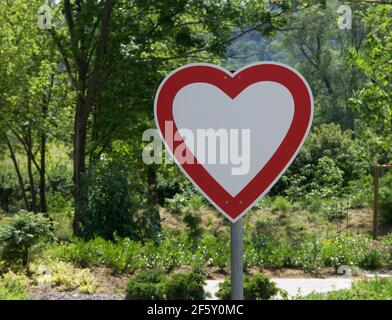 Herzzeichen im Erlebnispark Tripsdrill bei Cleebronn im Zabergäu, Kreis Heilbronn, Baden-Württemberg, Deutschland Stockfoto