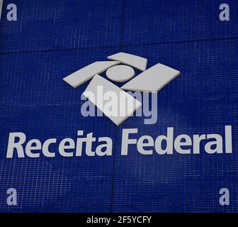 salvador, bahia, brasilien - 25. januar 2021: Sitz der Federal Revenue von Brasilien, in der Stadt Salvador. Stockfoto