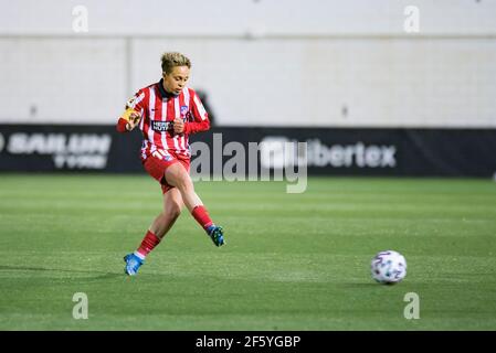 Valencia, Spanien. März 2021, 28th. Amanda Sanpedro von Atletico de Madrid in Aktion gesehen während der Spanischen Liga, La Liga Primera Division Femenina, Fußball-Spiel zwischen Valencia CF und Atletico de Madrid im Antonio Puchades Stadion.(Endstand; Valencia CF 0:0 Atletico de Madrid) Credit: SOPA Images Limited/Alamy Live News Stockfoto