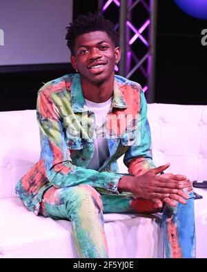 Hollywood, FL, USA. 13th Mai 2021. Lil NAS X besucht Radiosender Hits 97,3 am 13. Mai 2019 in Hollywood, Florida. Kredit: Mpi04/Media Punch/Alamy Live Nachrichten Stockfoto