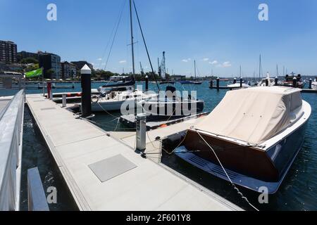 The Lookout, Elizabeth Bay, Sydney, Australien. Spektakuläre Aussicht auf den Hafen vom Lookout Cafe. Stockfoto