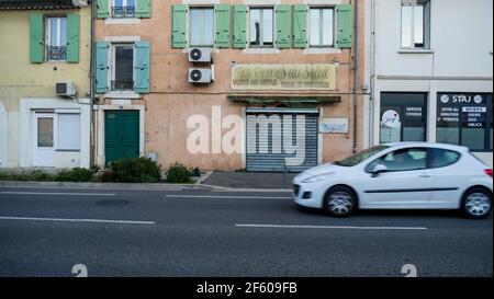 Fahrt auf der ehemaligen Mythischen Nationalstraße 7, Montélimar, Drôme, Frankreich Stockfoto