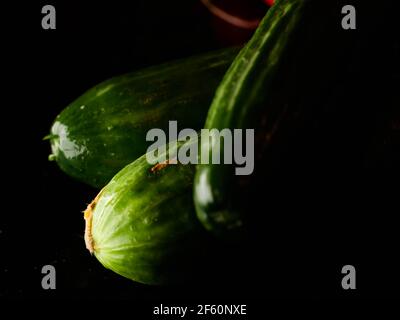 Rohe grüne Europäische Bio-Gurken zu Essen bereit Stockfoto