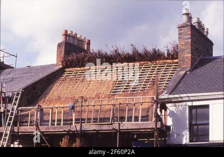 Ayr, Ayrshire, Schottland, Großbritannien scannte 35mm Dias/Transparentfolien vom Tam o Shanter Inn Ayr, das neu reetgeattet wurde Stockfoto