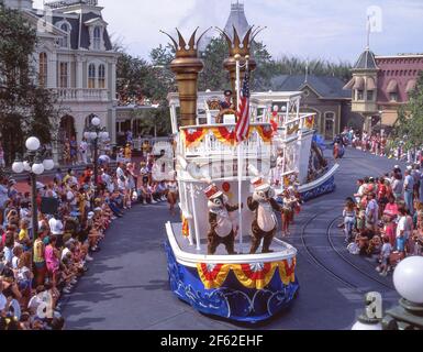 S.S.Disney Wagen in der Parade in Walt Disney World, Orlando, Florida, Vereinigte Staaten von Amerika Stockfoto