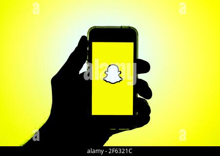 Spanien. März 2021, 29th. In dieser Abbildung wird die Snapchat-App auf einem Smartphone-Bildschirm angezeigt. Kredit: SOPA Images Limited/Alamy Live Nachrichten Stockfoto