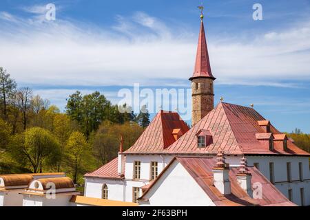 Priory Palace in Gatchina, Fragment einer Nahaufnahme. Leningrad, Russland Stockfoto