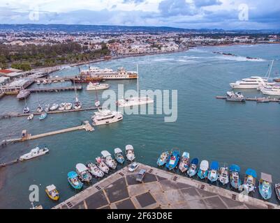 Paphos Hafen Luftaufnahme Mittelalterlichen Hafen Touristische Sehenswürdigkeiten Zypern Stockfoto