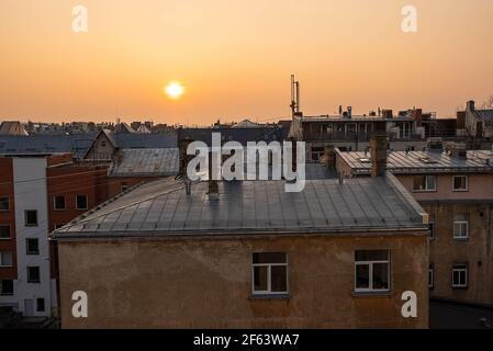 Wunderschöner Blick auf Riga. Altstadt der Stadt. Stockfoto