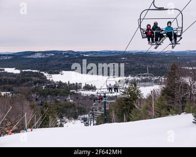 Skifahren auf dem Shawnee Peak, Bridgton, Maine Stockfoto